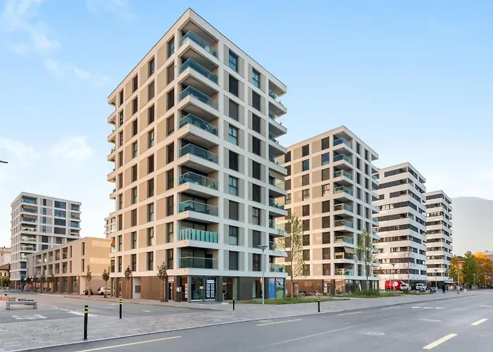 Loctowers A4-3-1 By Interhome ロカルノ