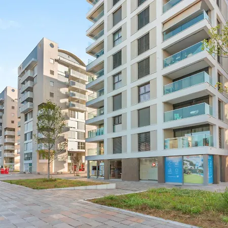 Appartamento Loctowers A4-3-1 By Interhome